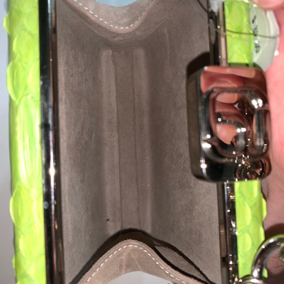 NWT autH ALEXANDRA CLANCY lime green PYTHON clutch - Picture 4 of 8